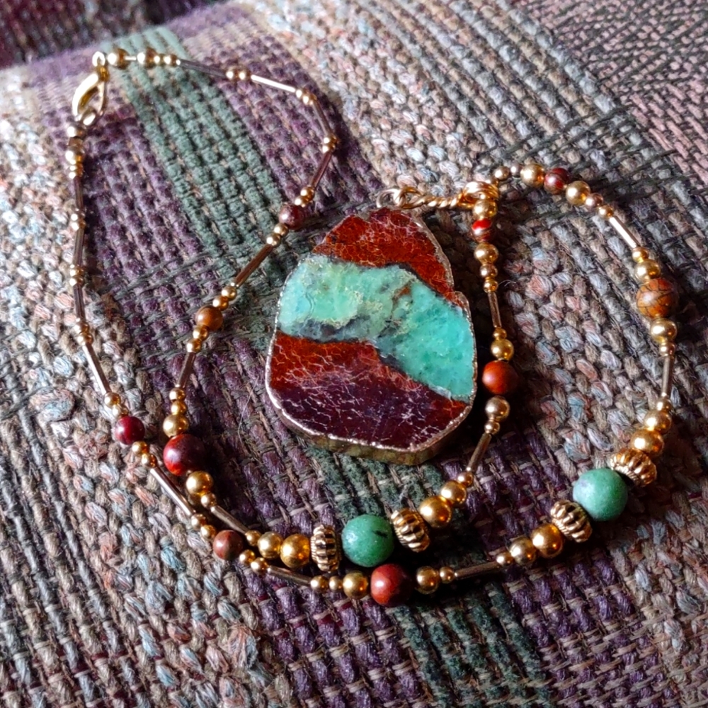 Chrysoprase turquoise slab pendant w/ gold trim gold beaded necklace 8-12"